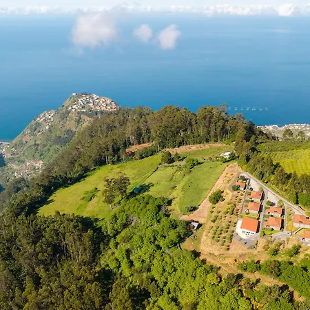 בית הארחה Rochao Village By Rent2u, Lda