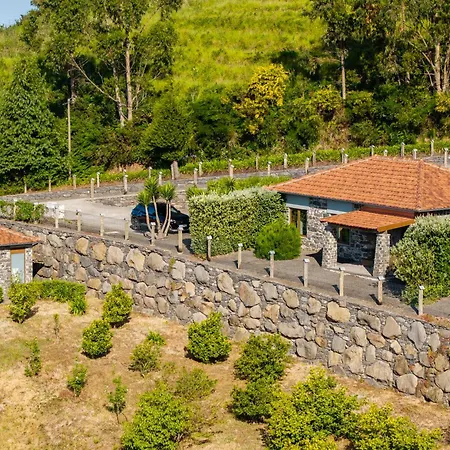 Rochao Village By Rent2u, Lda בית הארחה 4*