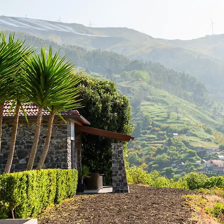 Rochao Village By Rent2u, Lda בית הארחה 4*