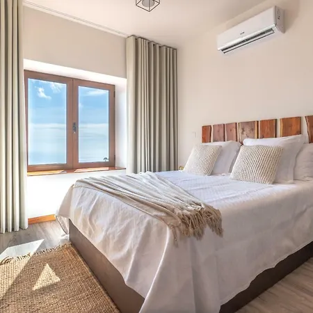 Rochao Village By Rent2u, Lda