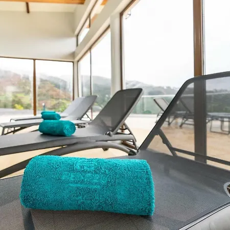 Πανσιόν Rochao Village By Rent2u, Lda
