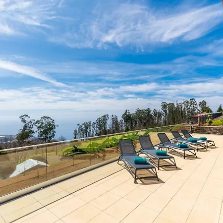 בית הארחה Rochao Village By Rent2u, Lda קלייטה