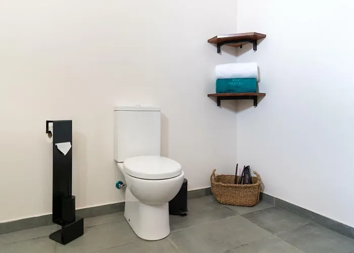 Rochao Village By Rent2u, Lda