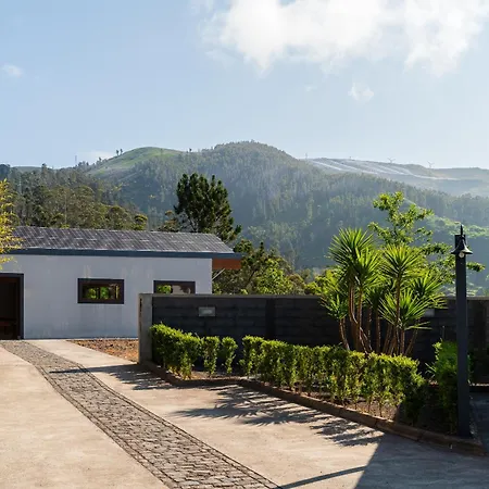 Rochao Village By Rent2u, Lda 4*