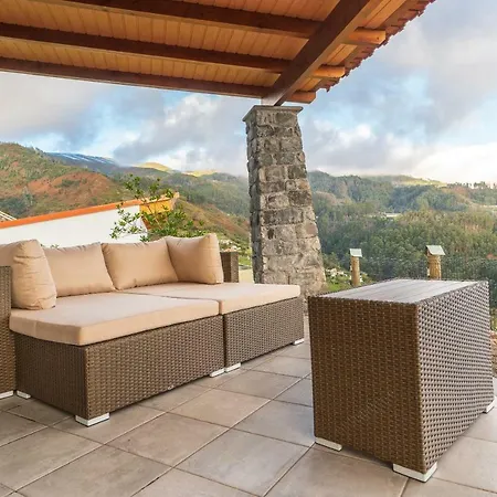Rochao Village By Rent2u, Lda *
