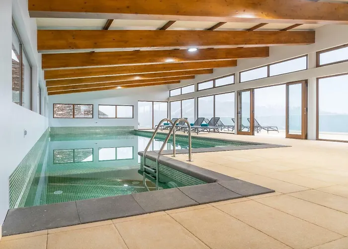 Konukevi Rochao Village By Rent2u, Lda 4*